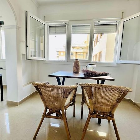 Apartamento A Pie De Playa. Appartement Cádiz Buitenkant foto