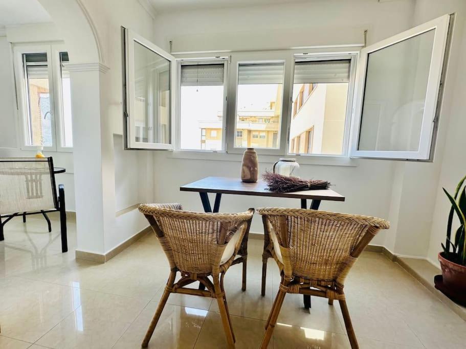 Apartamento A Pie De Playa. Appartement Cádiz Buitenkant foto